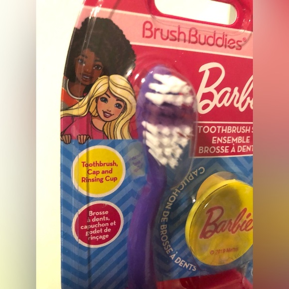 Barbie 3pc brush buddies soft ergonomic toothbrush cap and rinsing cup set new - Picture 5 of 14